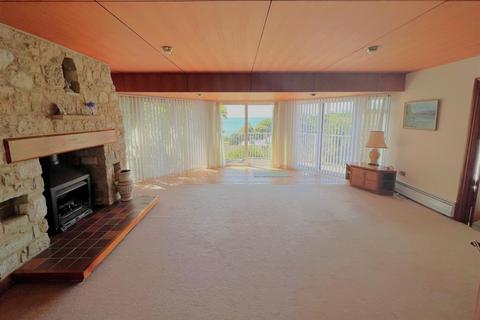 4 bedroom detached house for sale, Totland Bay, Isle of Wight
