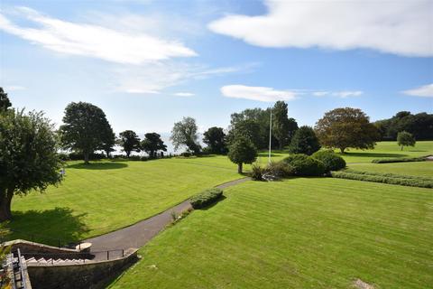 2 bedroom apartment for sale, 117 Headlands, Hayes Point Sully, Penarth, Vale of Glamorgan, CF64 5QH
