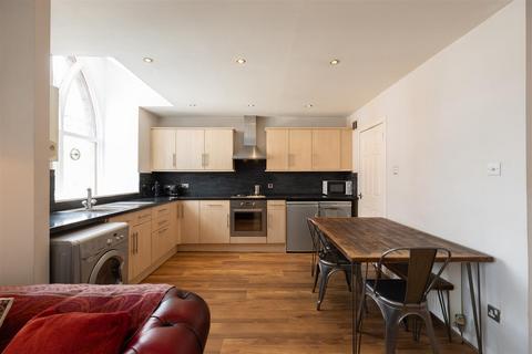 174b South Street, Perth, PH2 8NY