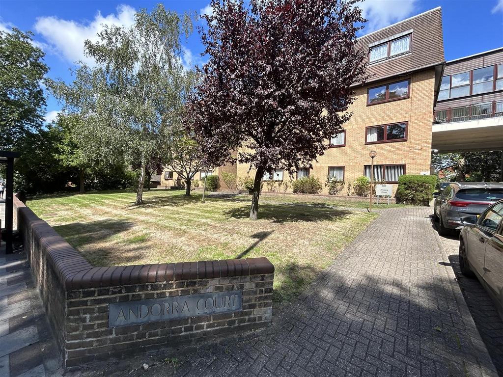 Widmore Road, Bromley 1 bed retirement property for sale £85,000