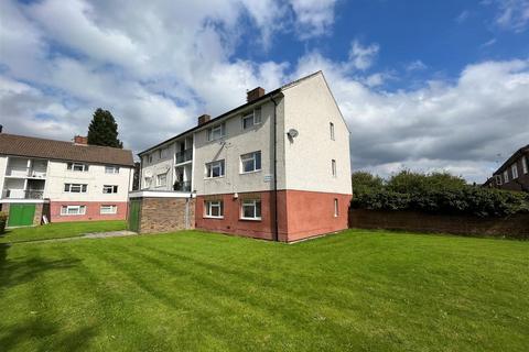 2 bedroom flat for sale, Swanage Avenue, Manchester