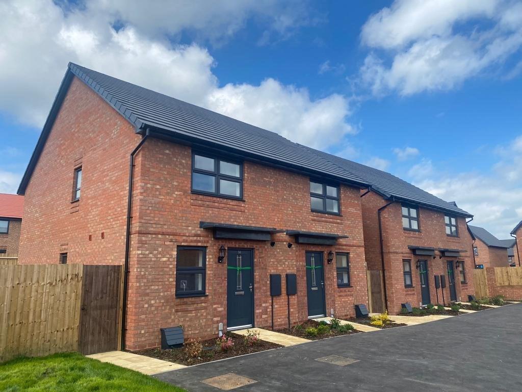 Somerville Drive, Clipstone Park... 2 bed semidetached house £132,000