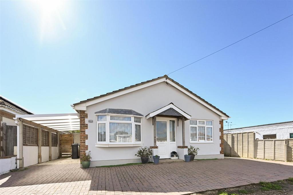 Harbour Road, Pagham 3 bed detached bungalow for sale £450,000