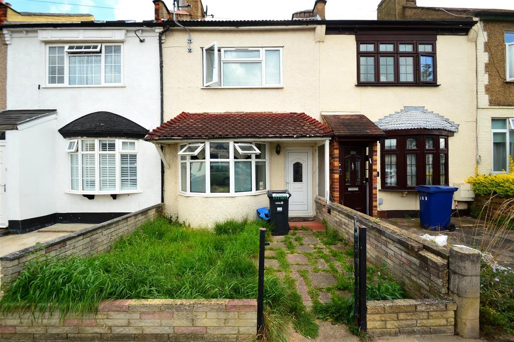 Inglehurst Gardens, Redbridge, IG4 5HA 2 bed terraced house for sale