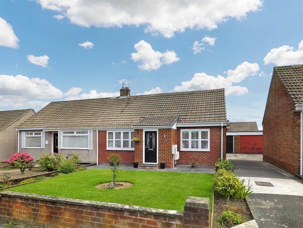 Glendale Road, Shiremoor 2 bed bungalow for sale £220,000