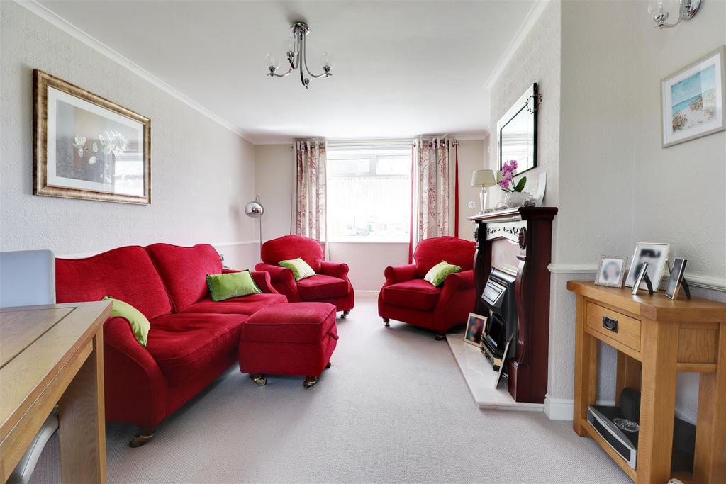 Beck Road, Everthorpe 3 bed end of terrace house £175,000