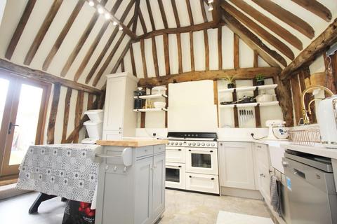 3 bedroom barn conversion for sale - Weston Road, Stevenage