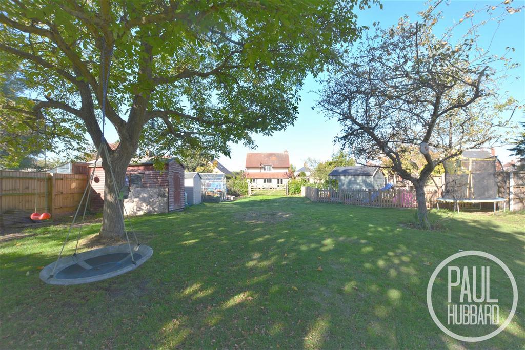 Normanston Drive, Oulton Broad, Lowestoft 5 bed detached house for sale