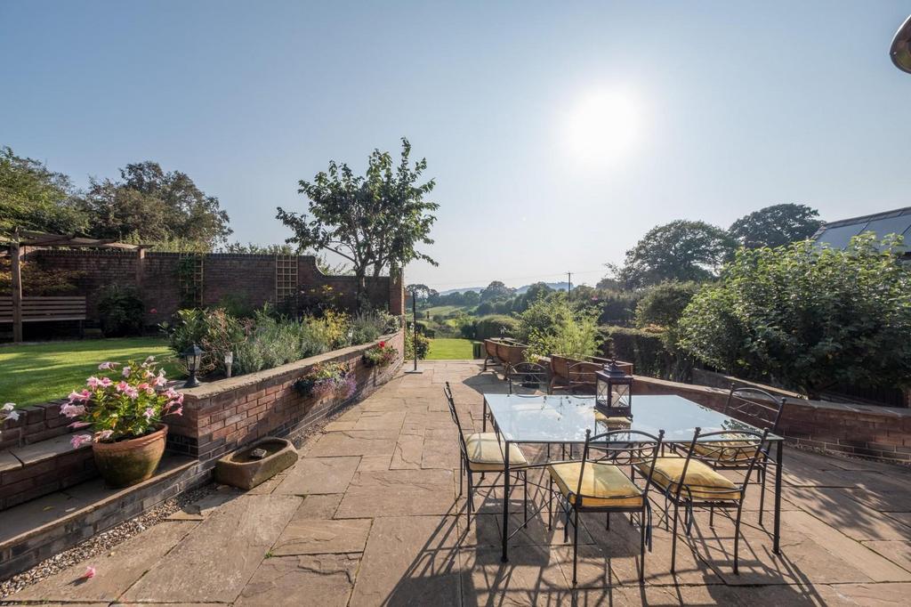 Huxley Lane, Tiverton 4 bed detached house for sale £745,000