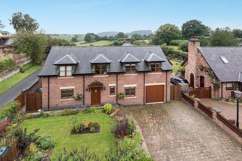 4 bedroom detached house for sale, Huxley Lane, Tiverton