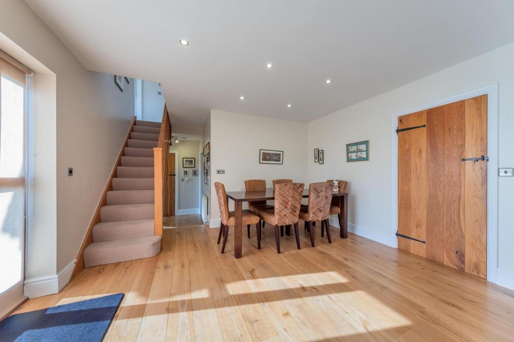 Open Plan Family Breakfast Dining Kitchen