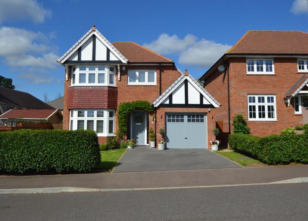 Hensby Avenue, Buntingford 3 bed detached house for sale £650,000