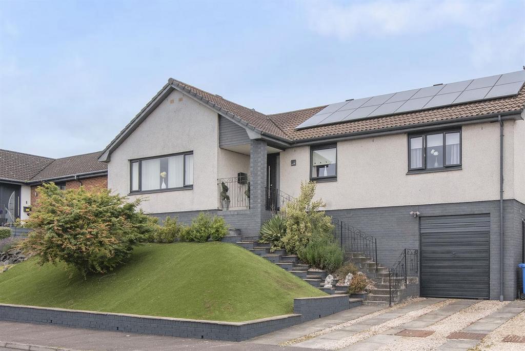 21 Fairmount Drive, Sauchie FK10 3HN 3 bed detached house for sale £