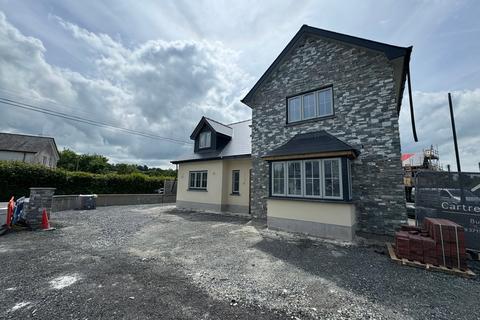 4 bedroom detached house for sale, 1 Cae Crug, Penrhiwllan, Llandysul, SA44