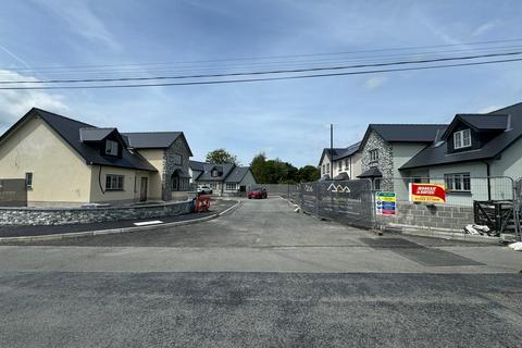 4 bedroom detached house for sale, 1 Cae Crug, Penrhiwllan, Llandysul, SA44