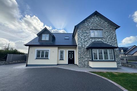 4 bedroom detached house for sale, Penrhiwllan, Llandysul, SA44