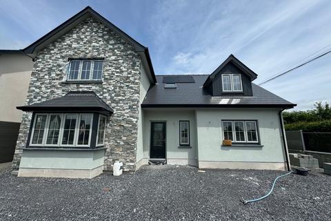 4 bedroom detached house for sale, 7 Cae Crug, Penrhiwllan, Llandysul, SA44