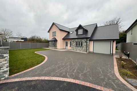 4 bedroom detached house for sale, Penrhiwllan, Llandysul, SA44