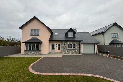 4 bedroom detached house for sale, Penrhiwllan, Llandysul, SA44