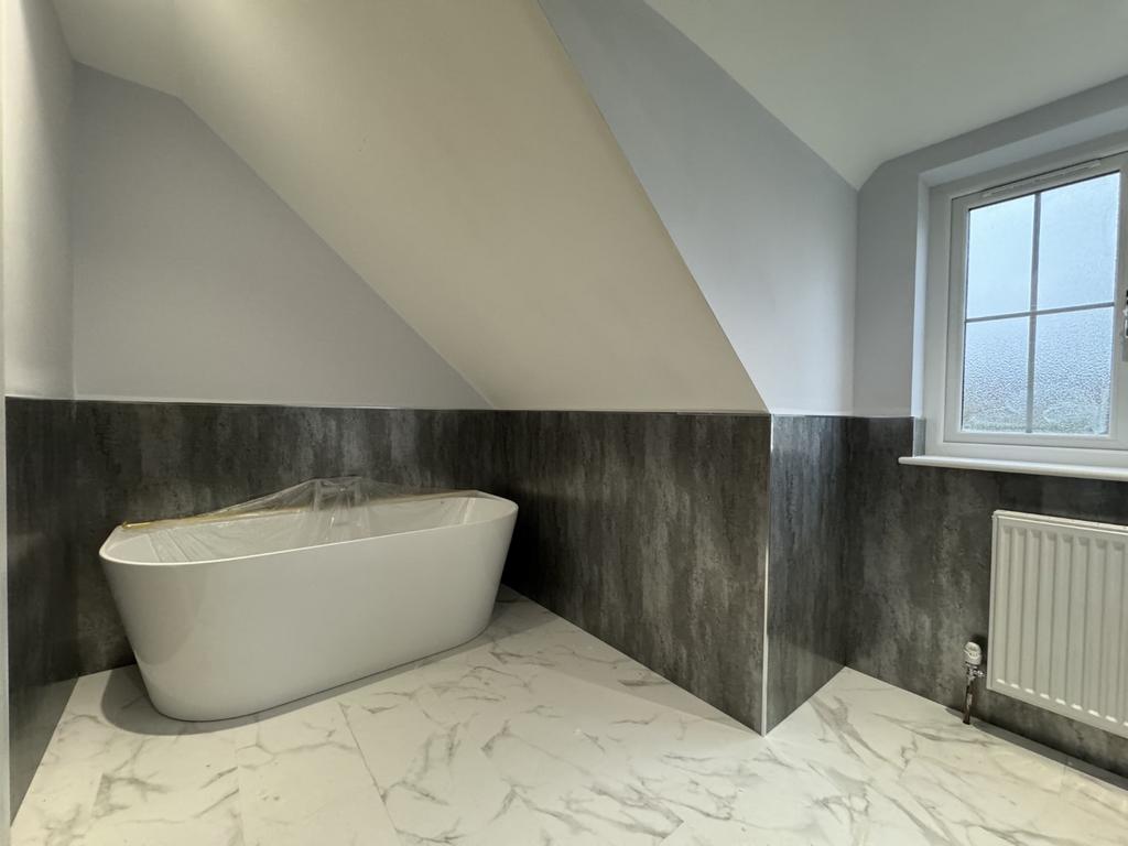 Bathroom/En-Suite