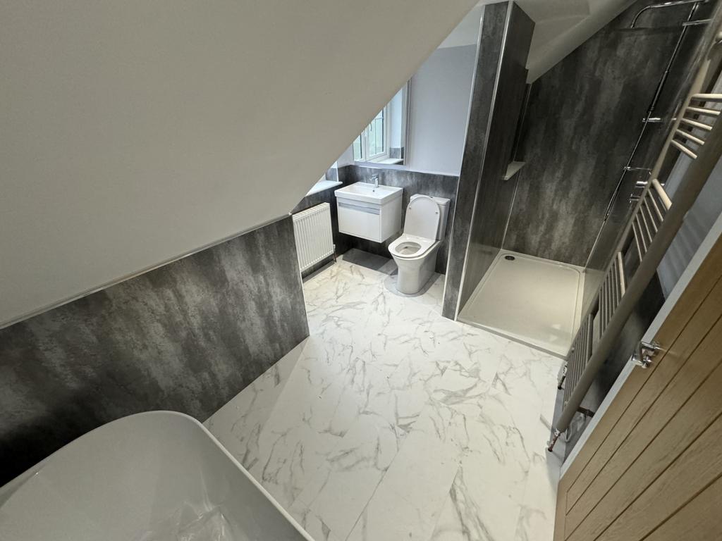 Bathroom/En-Suite