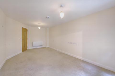 1 bedroom apartment for sale, Springs Court, Cottingham