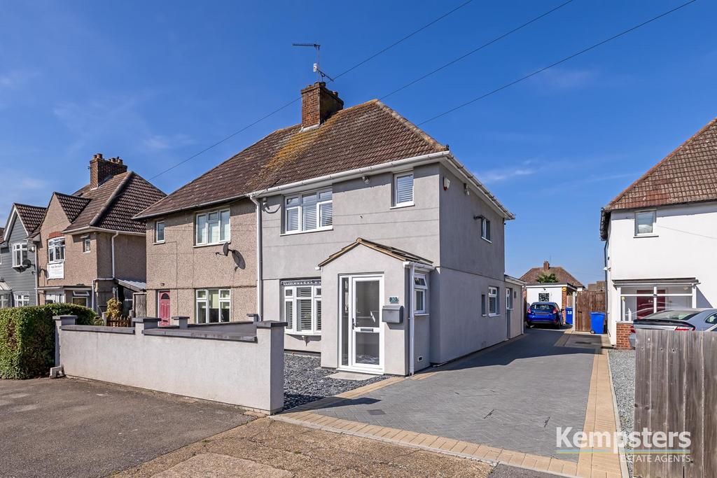 Arkwright Road, Tilbury 2 bed semidetached house for sale £380,000