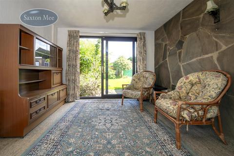 109 Carr Road, Deepcar, Sheffield, S36 2PR