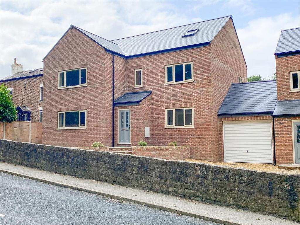 York Road, Boroughbridge, York 5 bed detached house £1,995 pcm (£460 pw)