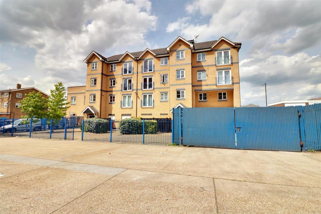 Front shot 1 - St Andrews Court.jpg