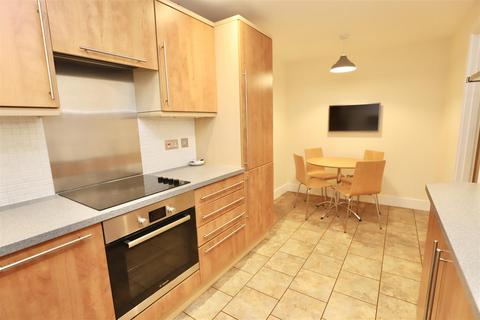2 bedroom apartment to rent, St Lawrence - REN023