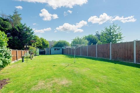 2 bedroom semi-detached bungalow for sale, Baddow Hall Crescent, Chelmsford CM2