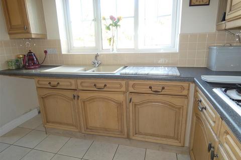3 Aldermore Drive, Sutton Coldfield, B75 7HW
