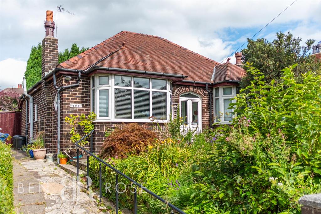 Bent Lane, Leyland 2 bed detached bungalow for sale £250,000