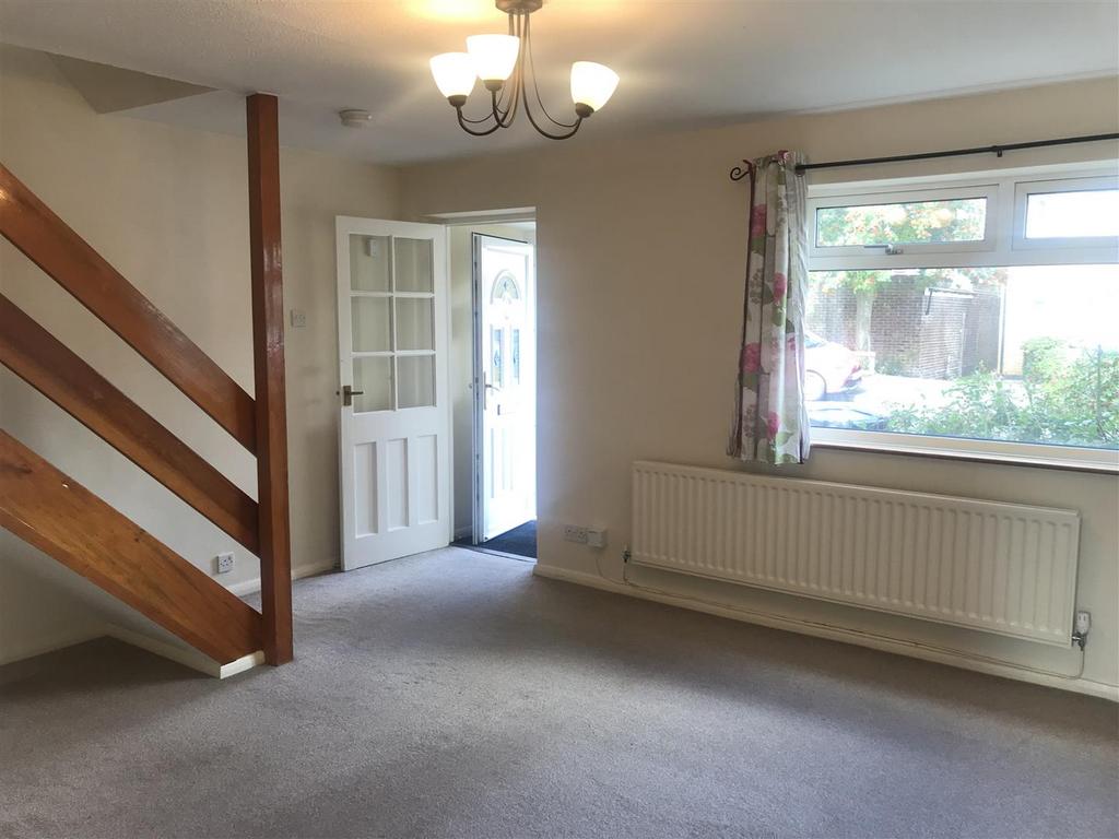 Whitewood Way, Worcester WR5 3 bed house £1,100 pcm (£254 pw)