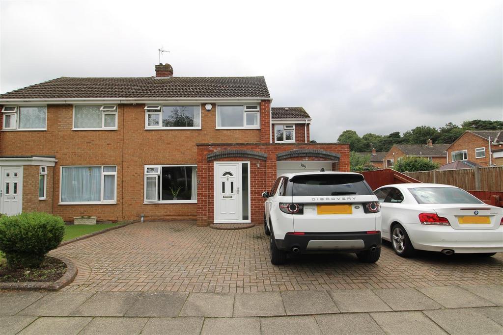Fulthorpe Avenue, Darlington 4 bed semidetached house for sale £265,000