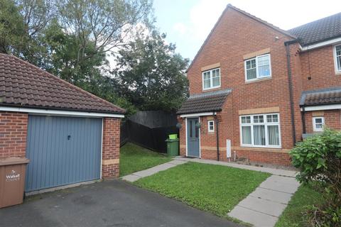 3 bedroom end of terrace house for sale, Yale Road, Willenhall