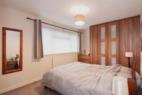 1 Aston Way, Epsom, KT18 5LZ