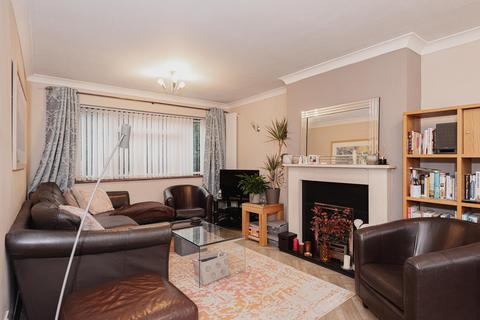 1 Aston Way, Epsom, KT18 5LZ