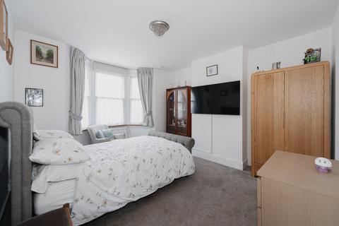 78 Miles Road, Epsom, KT19 9AD