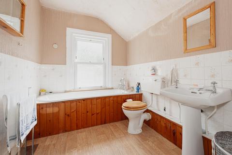 78 Miles Road, Epsom, KT19 9AD