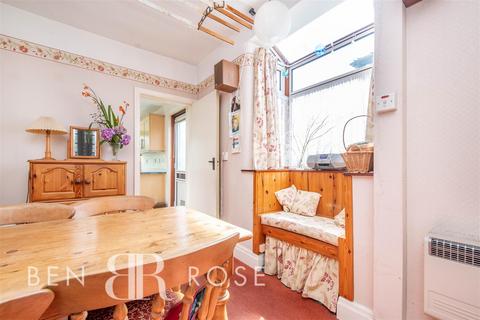 20 Bishopsway, Penwortham, Preston, PR1 9HU