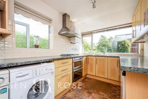 20 Bishopsway, Penwortham, Preston, PR1 9HU