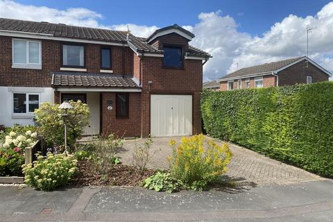 3 bedroom semi-detached house for sale, Crestwood Drive, Stone