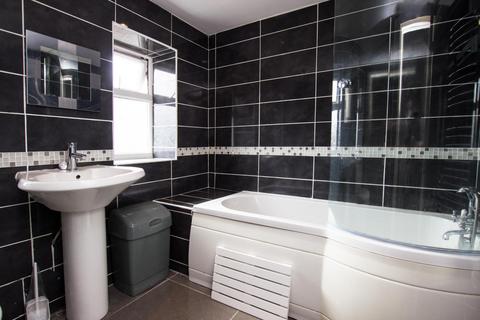57 Anchor Grove, Darwen, BB3 0BA
