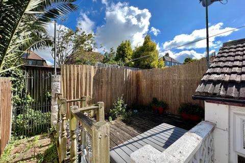 43 Dudley Road, Folkestone, CT19 6DA