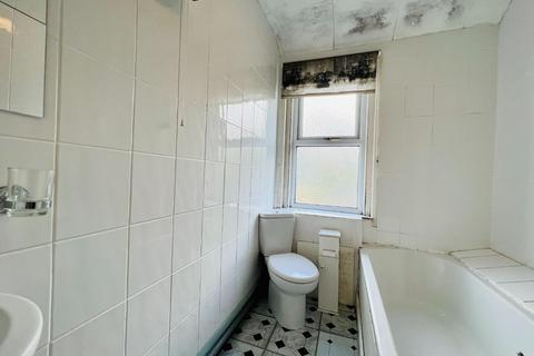 43 Dudley Road, Folkestone, CT19 6DA