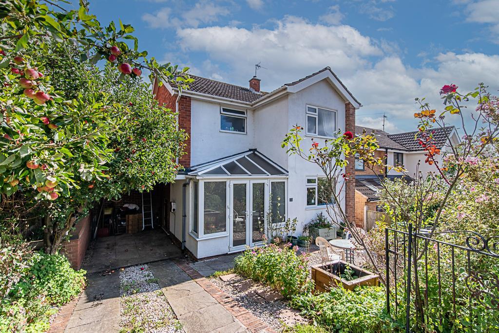 Copse Close, Burton Joyce, Nottingham 3 bed detached house for sale £