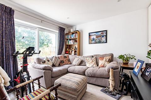 10 Copse Close, Burton Joyce, Nottingham, NG14 5DD