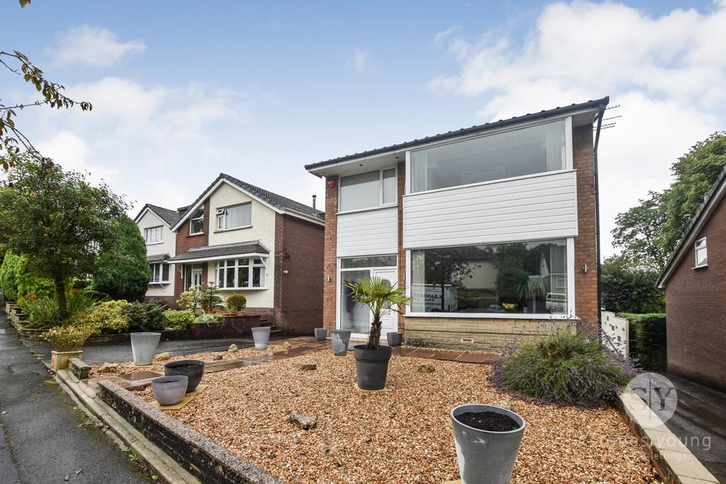 Northcliffe, Great Harwood, Blackburn, BB6 3 bed detached house for